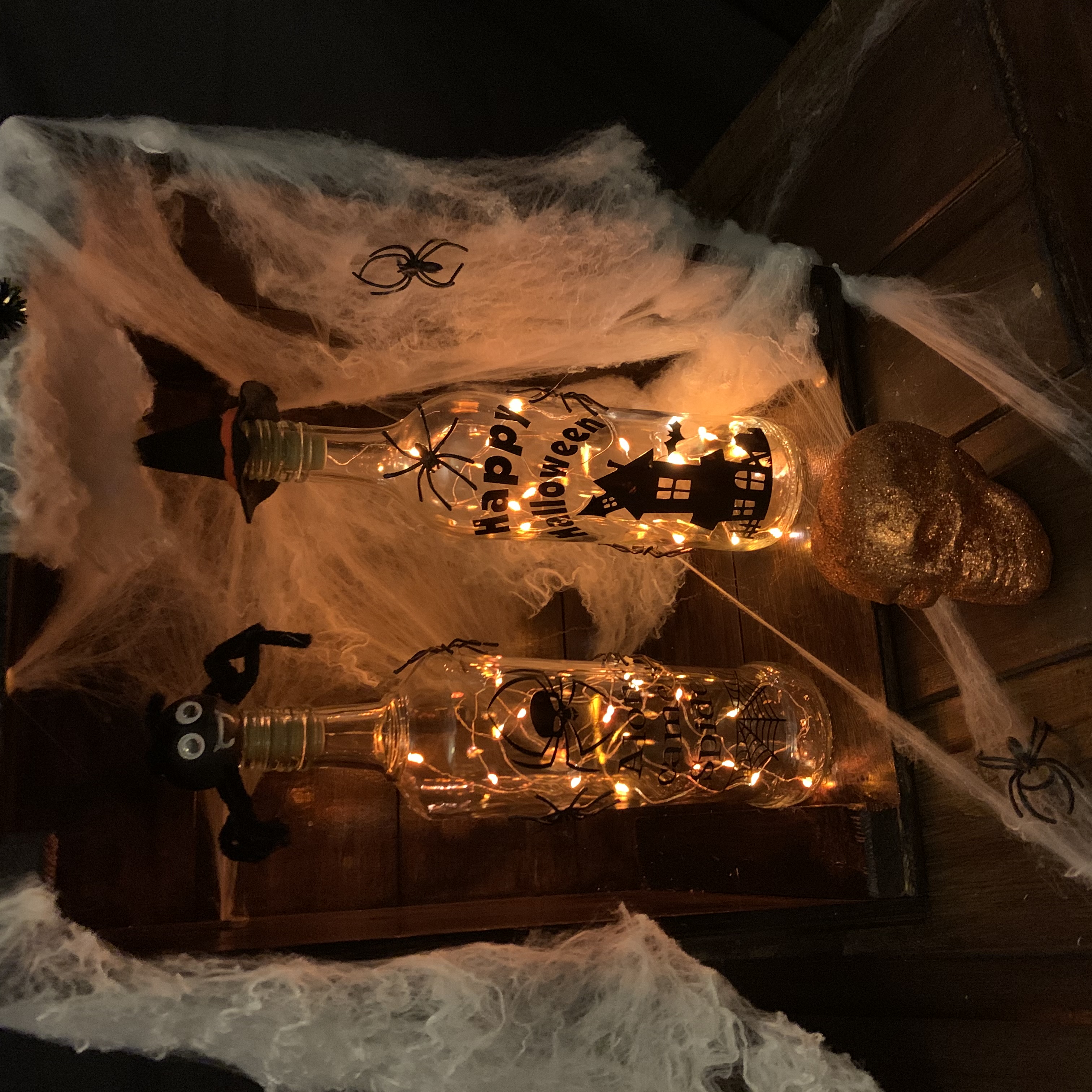 Bottle Halloween £8 Bottle Halloween £8