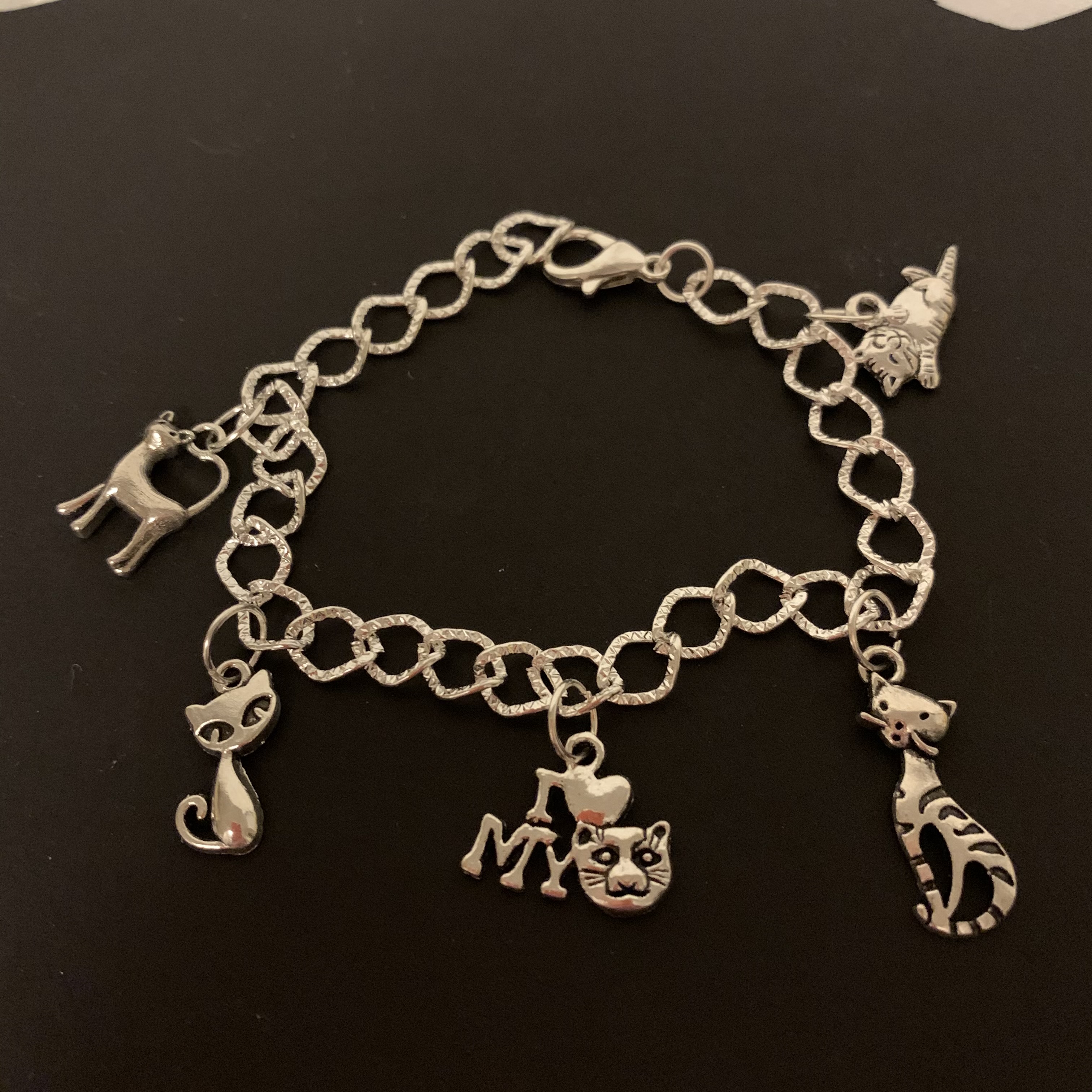 Jewellery Bracelet Cats £5