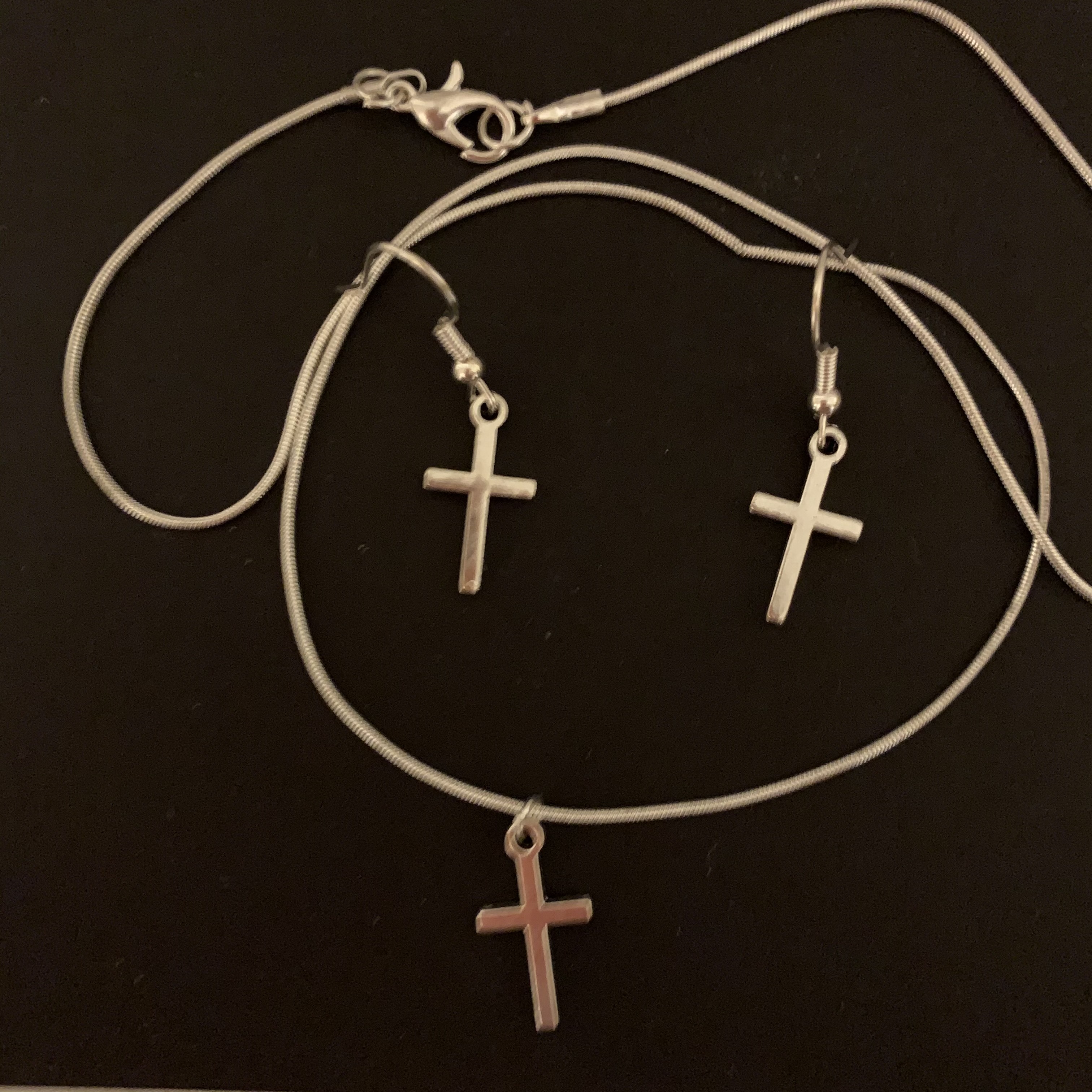 Jewellery Cross Plain Set £5.50