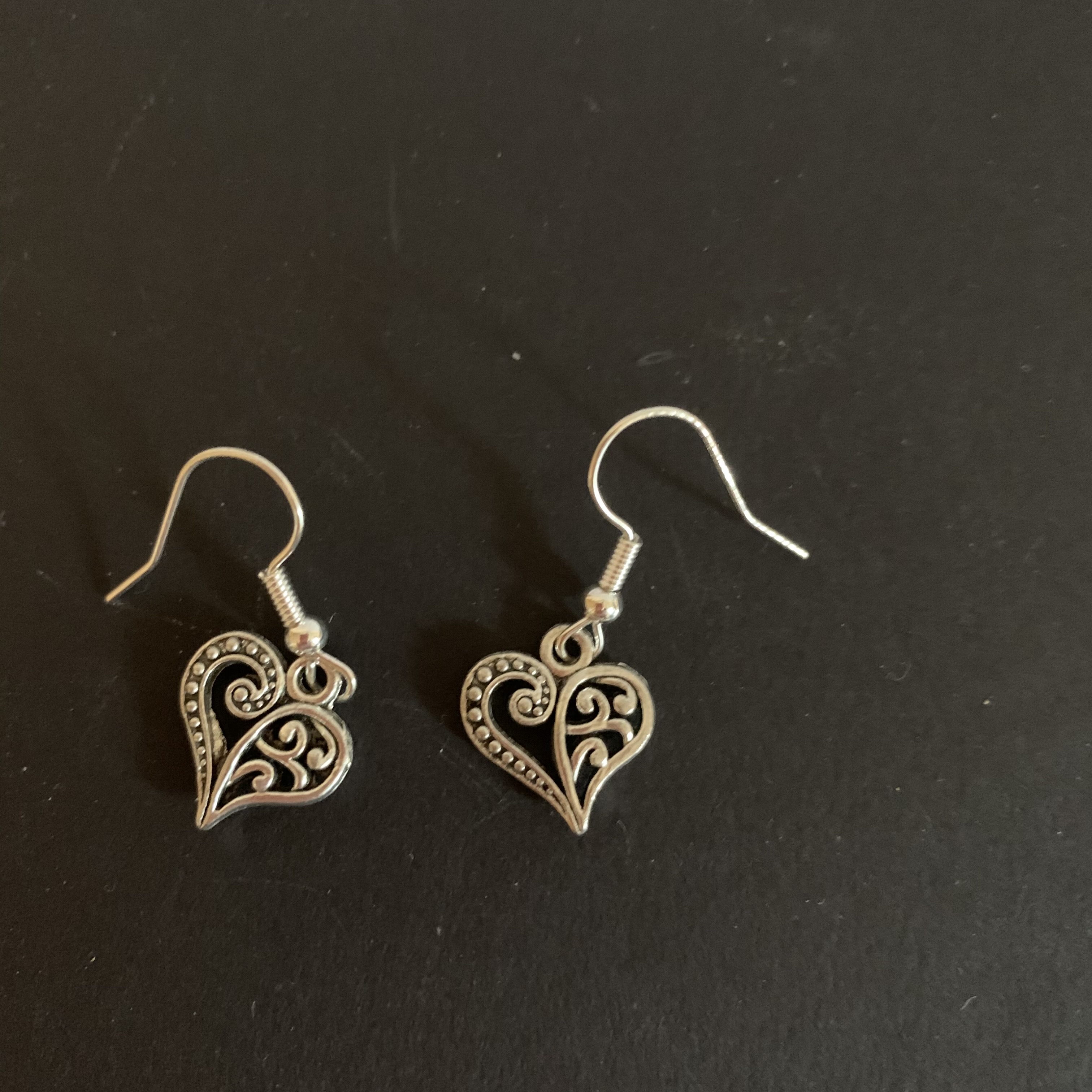 Jewellery Hearts and Scrolls Earrings £3