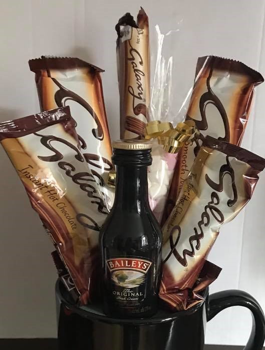 Mug Hamper Bayleys Chocolate B Mug Hamper Bayleys Chocolate B
