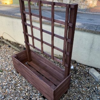 Dark Oak Tub1 With Trellace